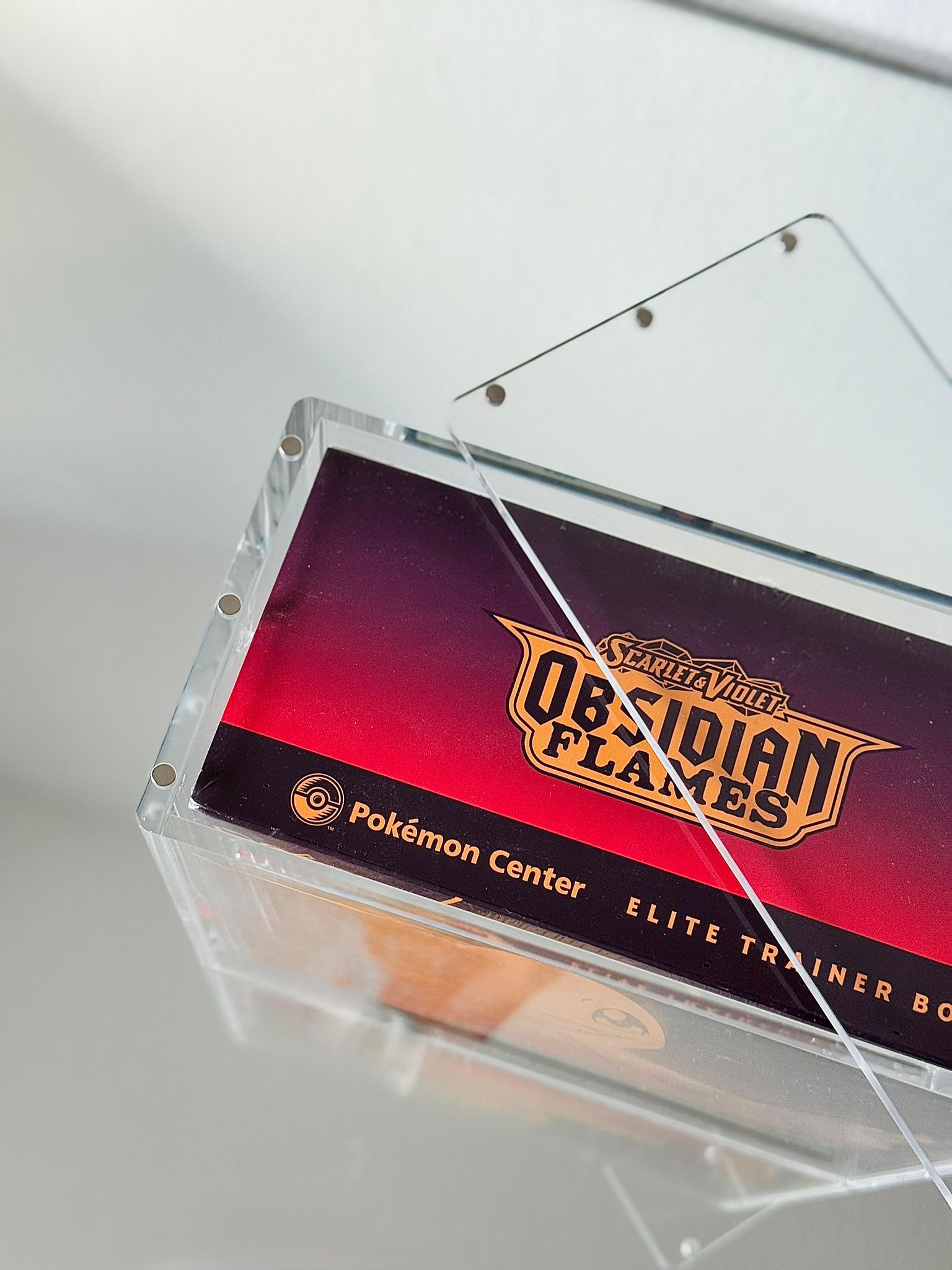 Acryl Case für Pokemon  ETB / TTB Trainer Box - Magnetisch verschließbar
